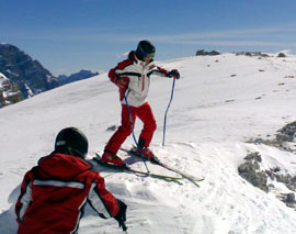 http://www.arcadinoebb.com/Tedesco/immagini/skifahrer2.jpg